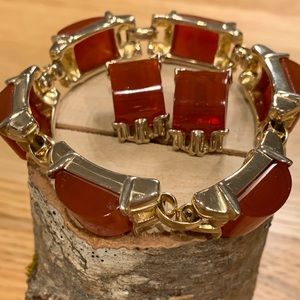Vintage | MCM Goldtone Carnelian Bracelet and Clip On Earrings